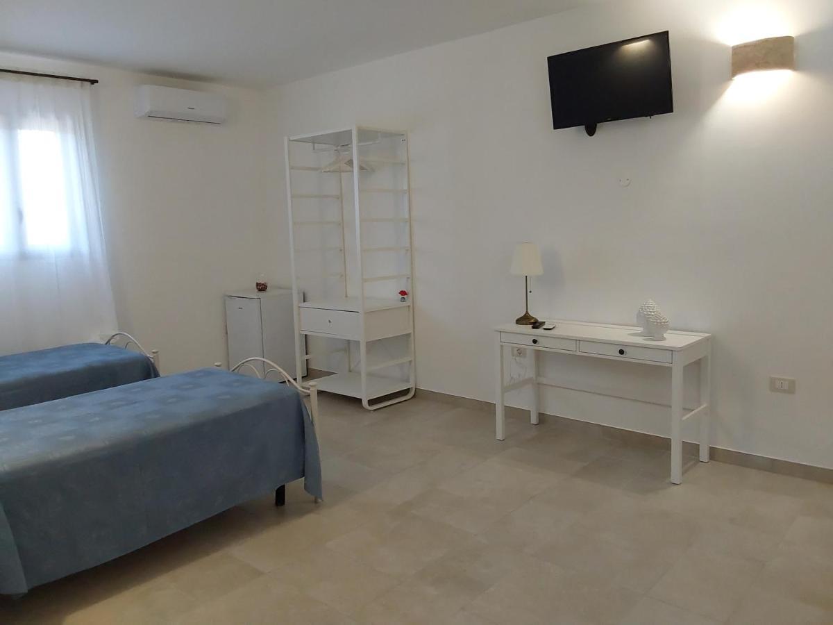 Hotel Giardini Di Venere Torre San Giovanni Exterior foto