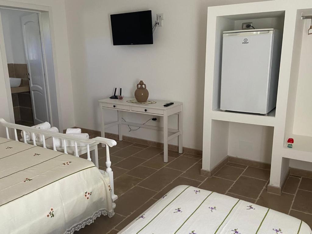 Hotel Giardini Di Venere Torre San Giovanni Exterior foto