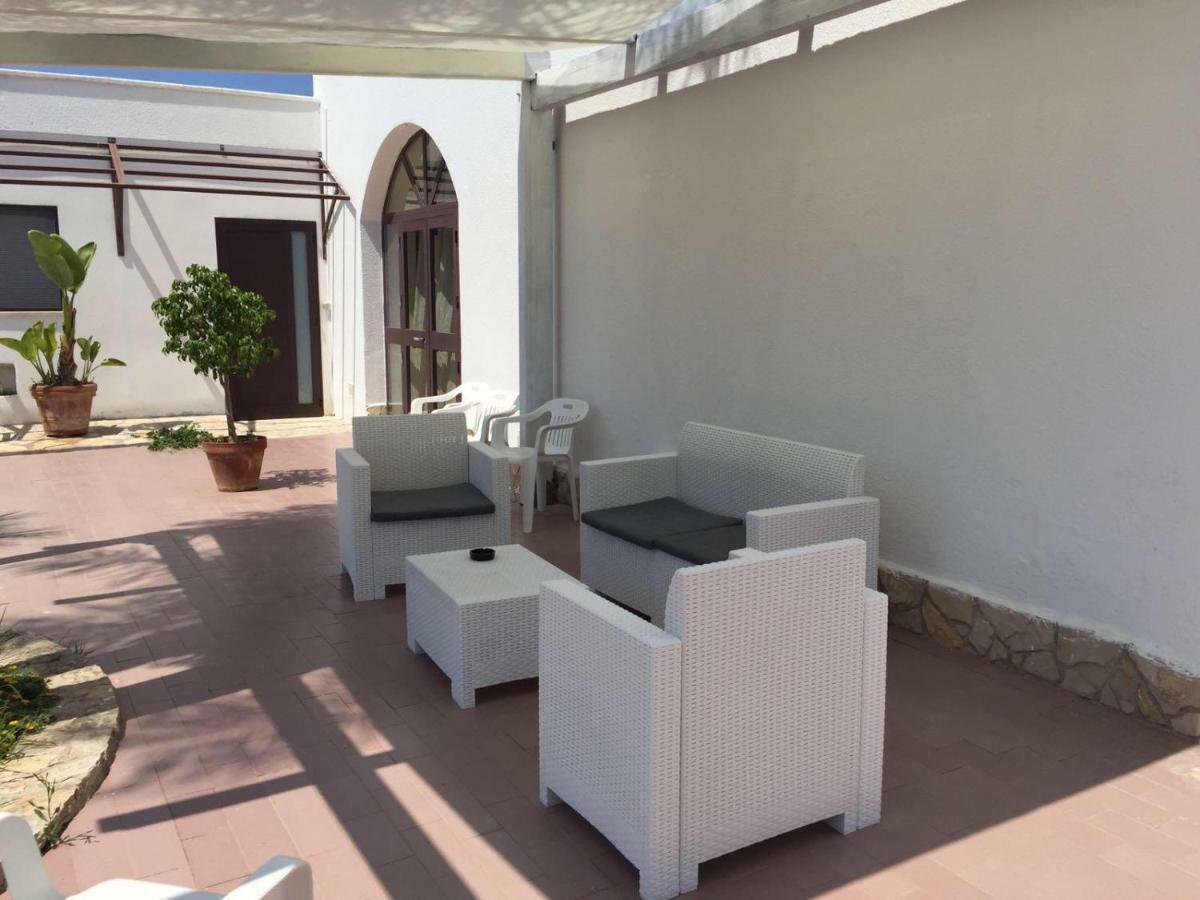 Hotel Giardini Di Venere Torre San Giovanni Exterior foto